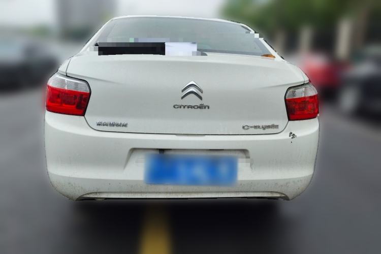 Used Citroen Elysee 2015 Zhishang Edition 1.6L Manual Fashion Model Rear