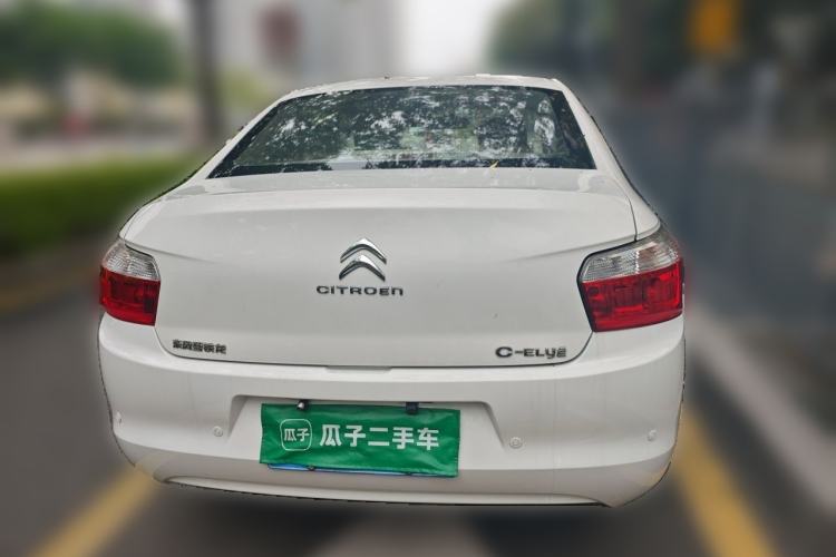 Used Citroen Elysee 2015 Zhishang Edition 1.6L Manual Fashion Model Rear