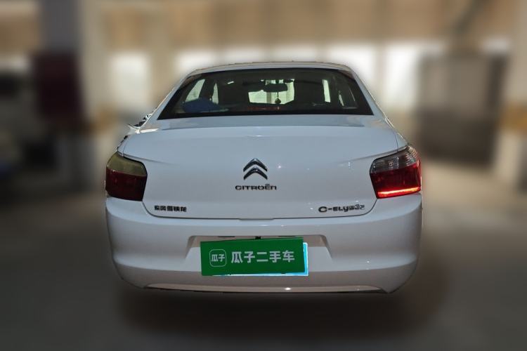 Used Citroen Elysee 2015 Qishang Edition 1.6L Automatic Fashion Model Rear