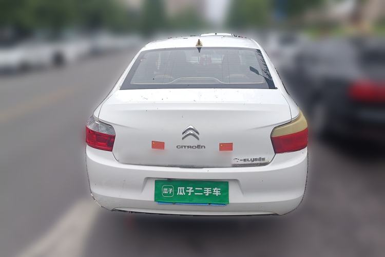 Used Citroen Elysee 2015 Zhishang Edition 1.6L Manual Fashion Model Rear
