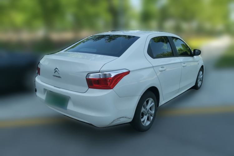 Used Citroen Elysee 2015 Zhishang Edition 1.6L Manual Fashion Model Rear Right 45 Deg