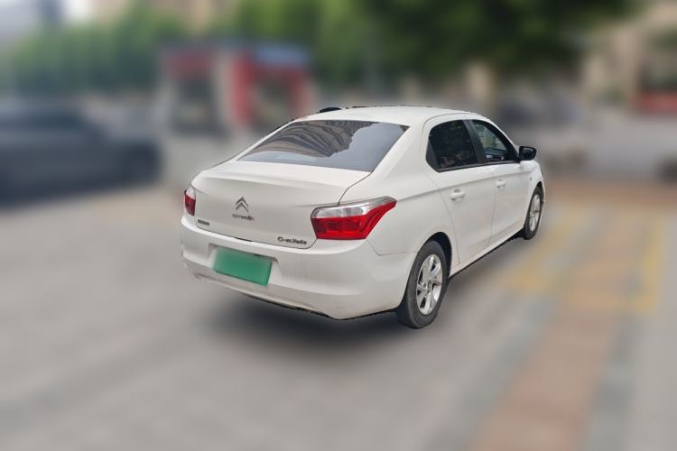 Used Citroen Elysee 2015 Zhishang Edition 1.6L Manual Fashion Model Rear Right 45 Deg