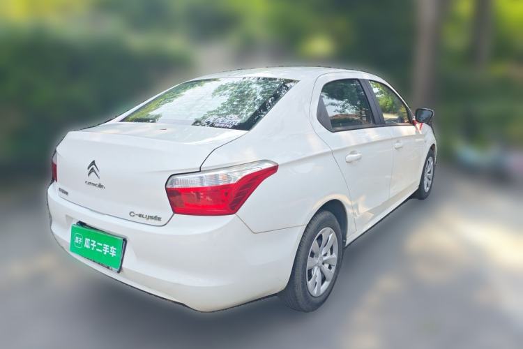Used Citroen Elysee 2015 Zhishang Edition 1.6L Manual Fashion Model Rear Right 45 Deg