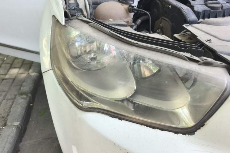 Used Citroen Elysee 2015 ZhiShang Edition 1.6L Manual Comfort Model Right Front Headlight