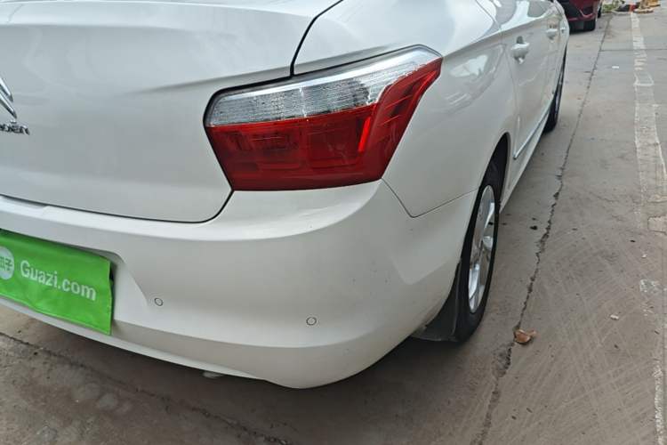 Used Citroen Elysee 2015 ZhiShang Edition 1.6L Manual Comfort Model Right Rear Taillight