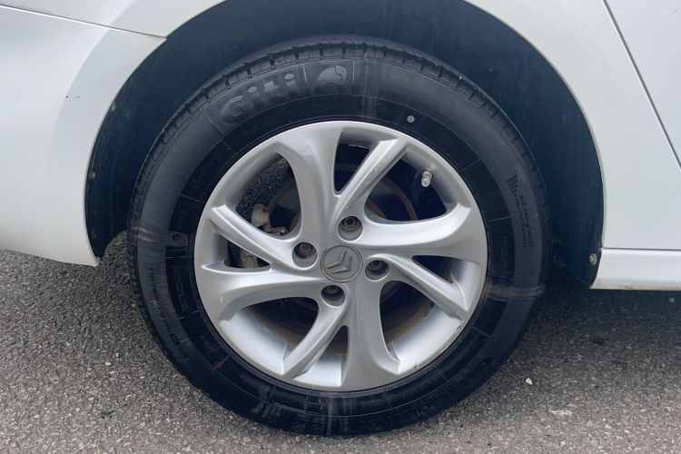 Used Citroen Elysee 2015 Qishang Edition 1.6L Automatic Fashion Model Right Rear Wheel Hub