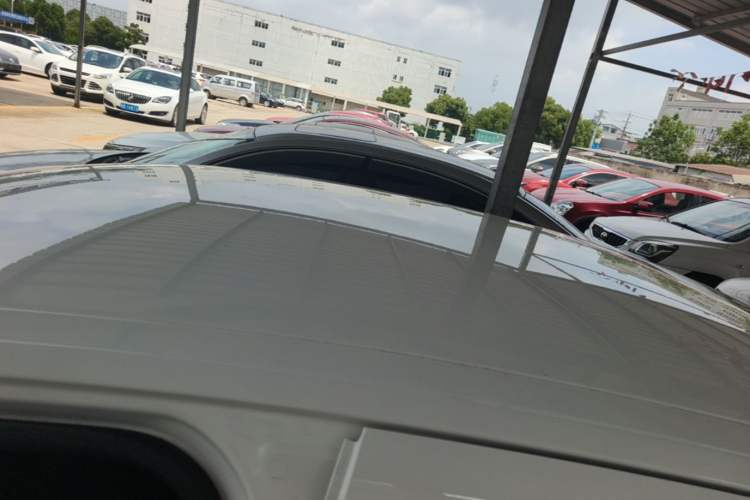 Used Citroen Elysee 2015 Zhishang Edition 1.6L Manual Fashion Model Roof