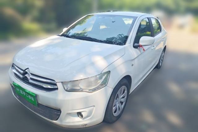 Used Citroen Elysee 2015 Zhishang Edition 1.6L Manual Fashion Model