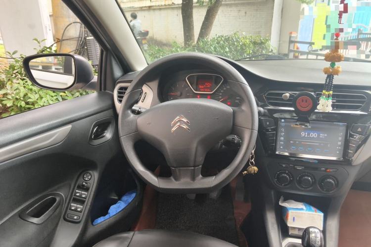 Used Citroen Elysee 2015 ZhiShang Edition 1.6L Manual Comfort Model Steering Wheel