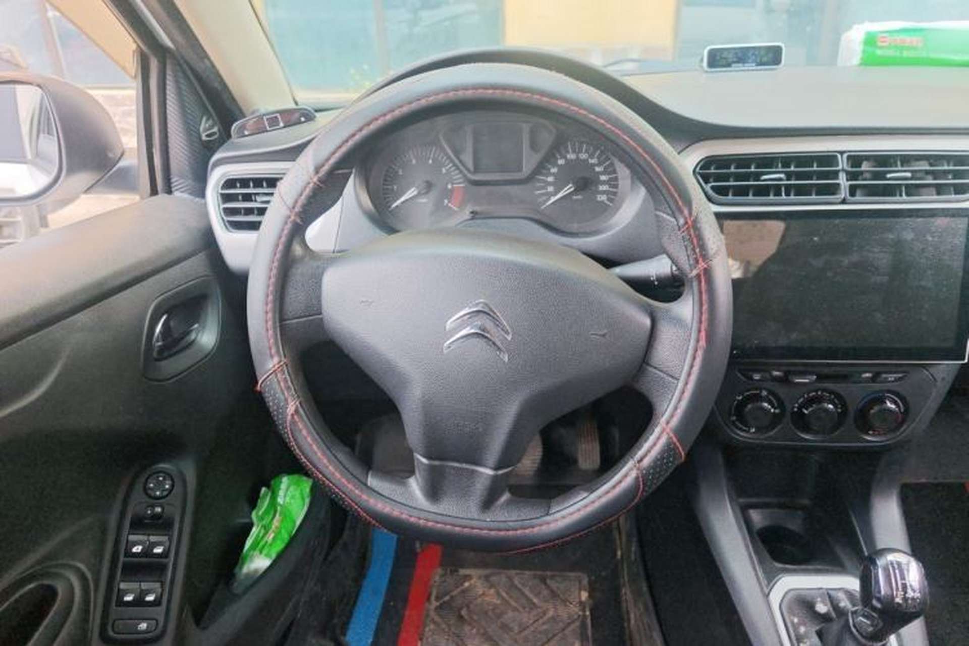 Used Citroen Elysee 2015 Zhishang Edition 1.6L Manual Fashion Model Steering Wheel