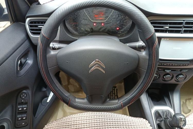 Used Citroen Elysee 2015 ZhiShang Edition 1.6L Manual Comfort Model Steering Wheel