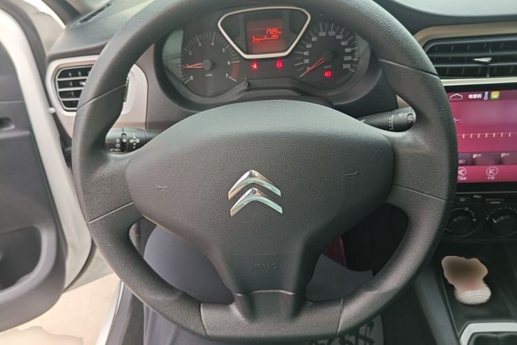 Used Citroen Elysee 2015 ZhiShang Edition 1.6L Manual Comfort Model Steering Wheel