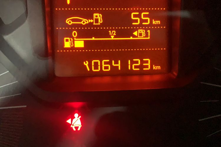 Used Citroen Elysee 2016 1.6L Automatic Fashion Model Odometer Close Up