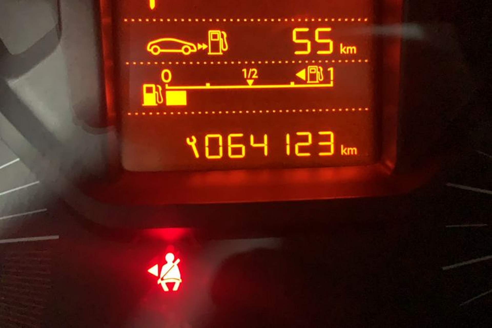 Used Citroen Elysee 2016 1.6L Automatic Fashion Model Odometer Close Up
