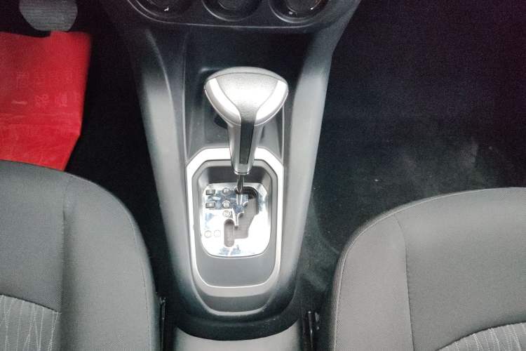 Used Citroen Elysee 2016 1.6L Automatic Fashion Model Gear Lever