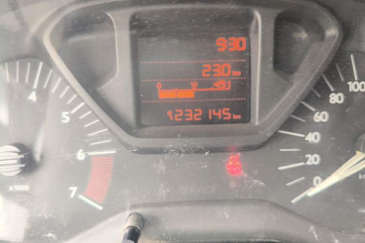 Used Citroen Elysee 2016 1.6L Manual Fashion Edition Odometer Close Up