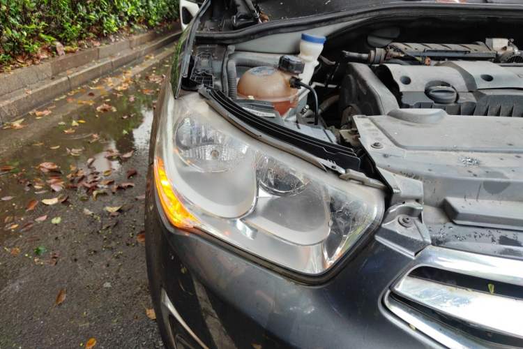 Used Citroen Elysee 2016 1.6L Automatic Fashion Model Right Front Headlight
