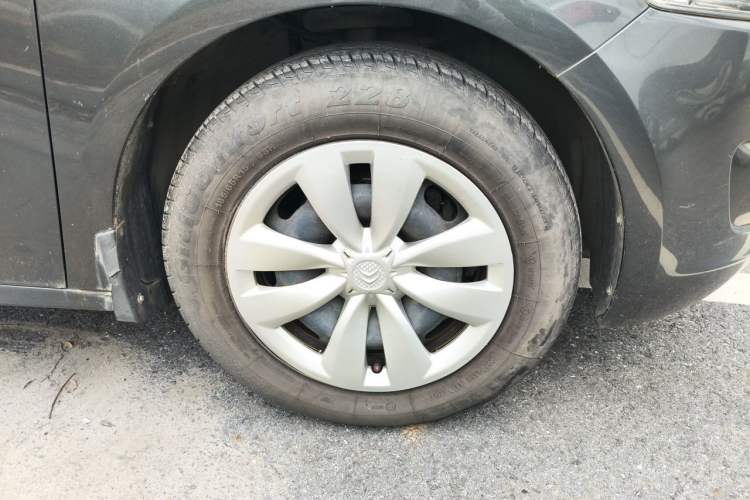 Used Citroen Elysee 2016 1.6L Manual Fashion Edition Right Front Wheel Hub