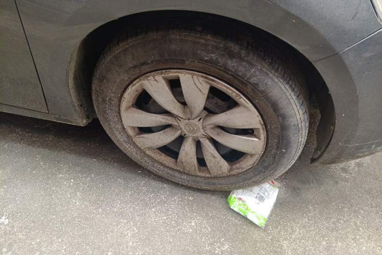 Used Citroen Elysee 2016 1.6L Manual Fashion Edition Right Front Wheel Hub