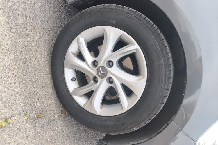 Used Citroen Elysee 2016 1.6L Manual Fashion Edition Right Front Wheel Hub