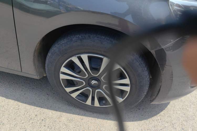Used Citroen Elysee 2016 1.6L Manual Fashion Edition Right Front Wheel Hub