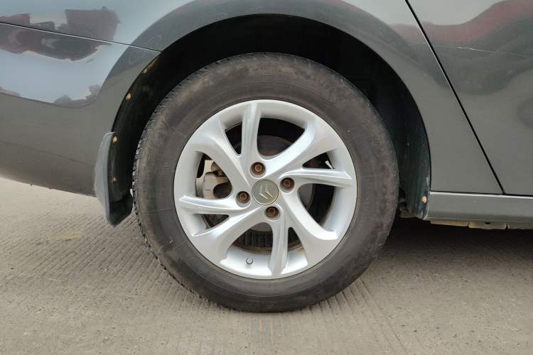 Used Citroen Elysee 2016 1.6L Automatic Fashion Model Right Rear Wheel Hub