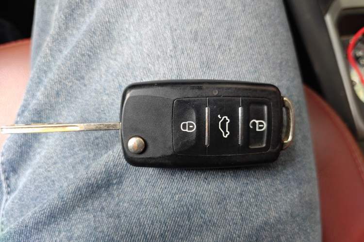 Used Citroen Elysee 2016 1.6L Automatic Fashion Model Vehicle Key