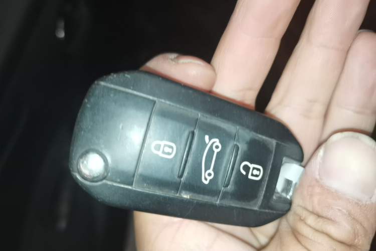 Used Citroen Elysee 2016 1.6L Automatic Fashion Model Vehicle Key