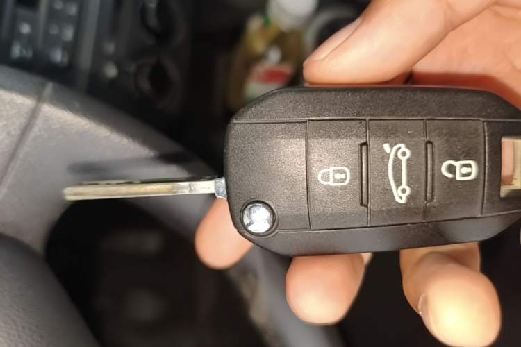 Used Citroen Elysee 2016 1.6L Manual Comfort Model Vehicle Key