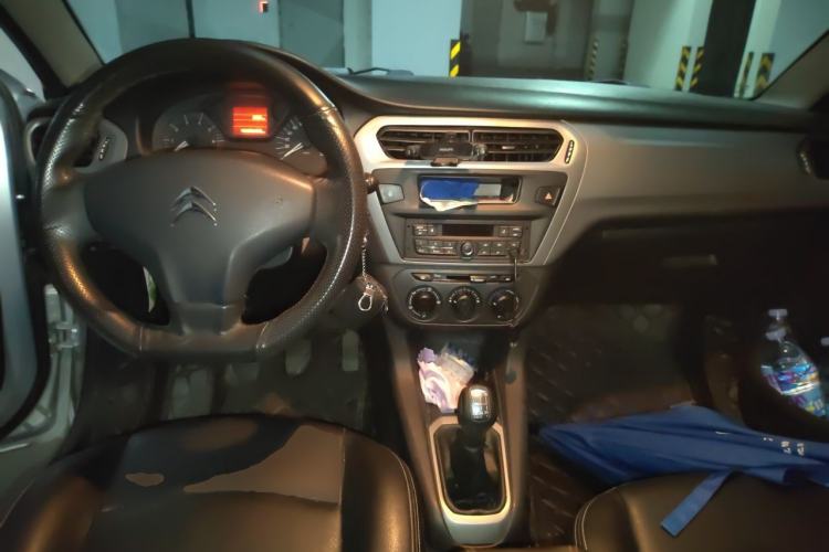 Used Citroen Elysee 2016 1.6L Manual Fashion Edition Center Console