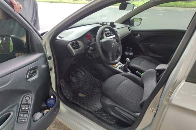 Used Citroen Elysee 2016 1.6L Manual Fashion Edition Driver Seat