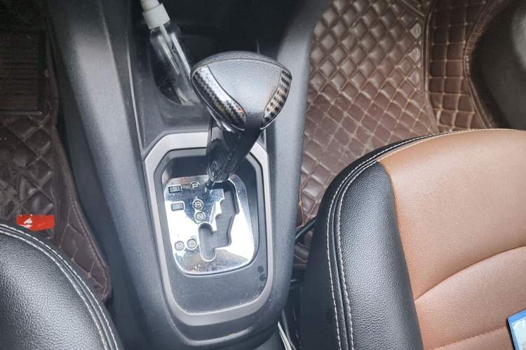 Used Citroen Elysee 2016 1.6L Automatic Fashion Model Gear Lever