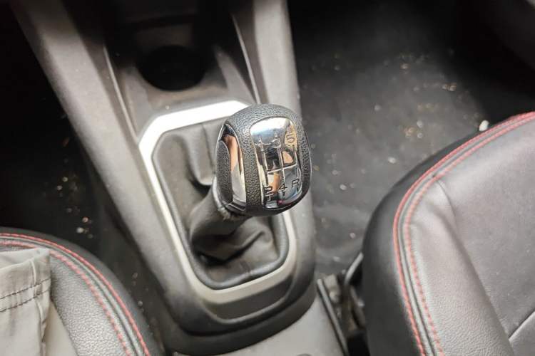 Used Citroen Elysee 2016 1.6L Manual Fashion Edition Gear Lever