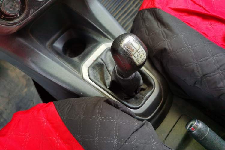 Used Citroen Elysee 2016 1.6L Manual Fashion Edition Gear Lever