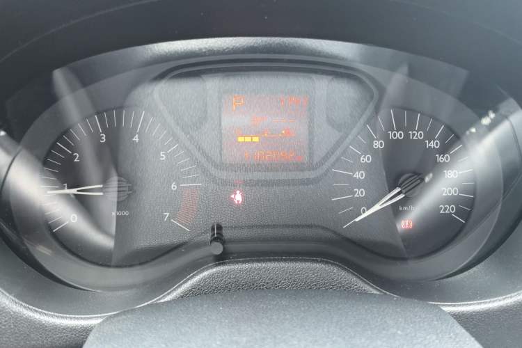 Used Citroen Elysee 2016 1.6L Automatic Fashion Model Odometer Close Up