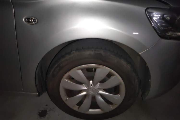 Used Citroen Elysee 2016 1.6L Manual Fashion Edition Right Front Wheel Hub