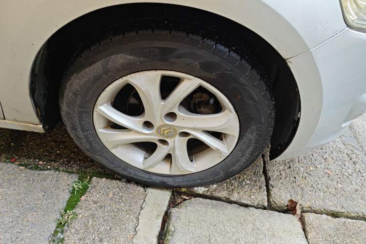 Used Citroen Elysee 2016 1.6L Manual Fashion Edition Right Front Wheel Hub