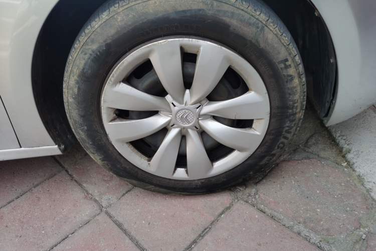 Used Citroen Elysee 2016 1.6L Manual Fashion Edition Right Front Wheel Hub