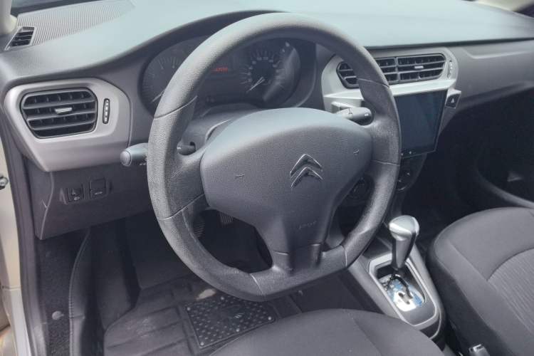Used Citroen Elysee 2016 1.6L Automatic Fashion Model Steering Wheel