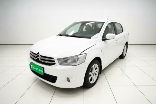 Gebrauchter Citroen Elysee 2016 1.6L Manual Fashion Edition