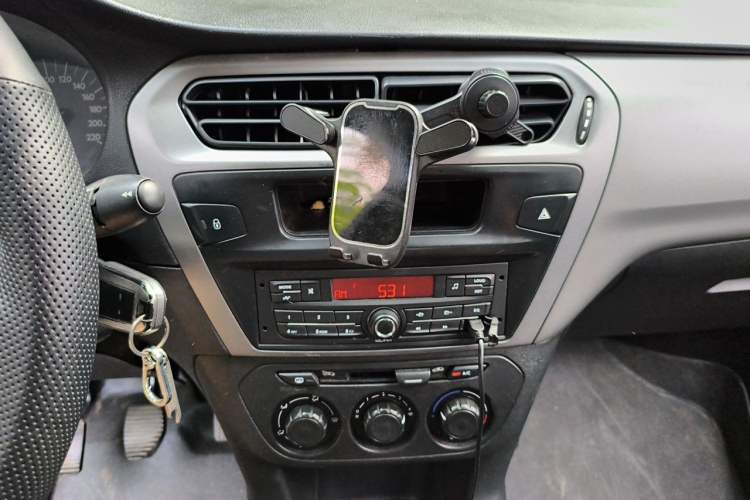 Used Citroen Elysee 2016 1.6L Manual Fashion Edition Audio And AC Panel