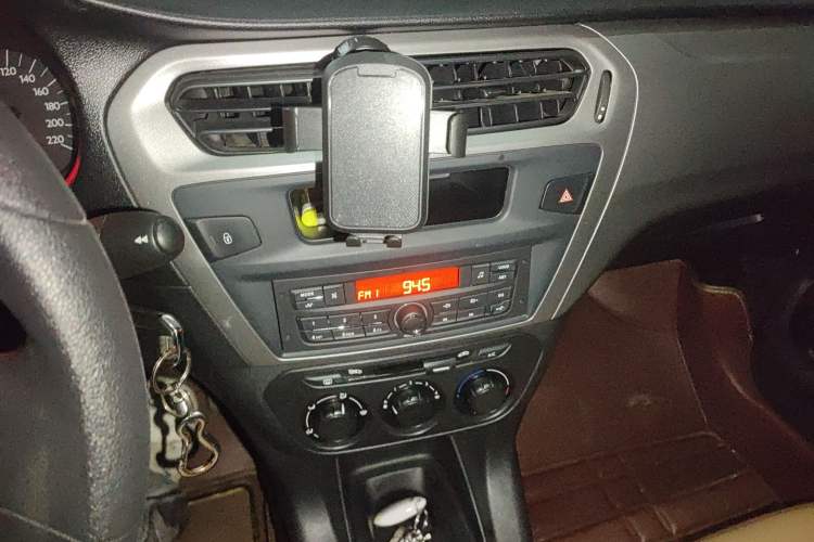 Used Citroen Elysee 2016 1.6L Manual Fashion Edition Audio And AC Panel