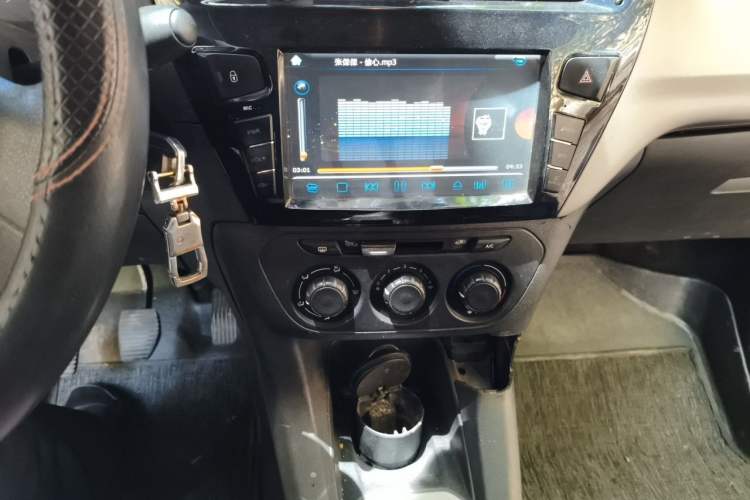 Used Citroen Elysee 2016 1.6L Manual Fashion Edition Audio And AC Panel