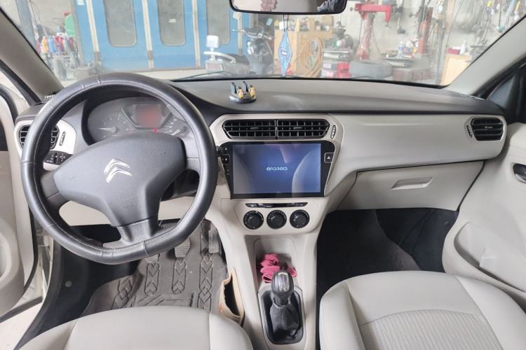 Used Citroen Elysee 2016 1.6L Manual Fashion Edition Center Console