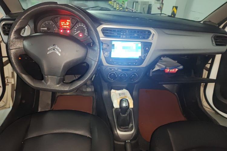 Used Citroen Elysee 2016 1.6L Manual Fashion Edition Center Console