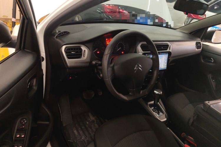 Used Citroen Elysee 2016 1.6L Automatic Fashion Model Center Console