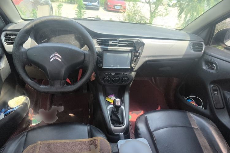 Used Citroen Elysee 2016 1.6L Manual Fashion Edition Center Console