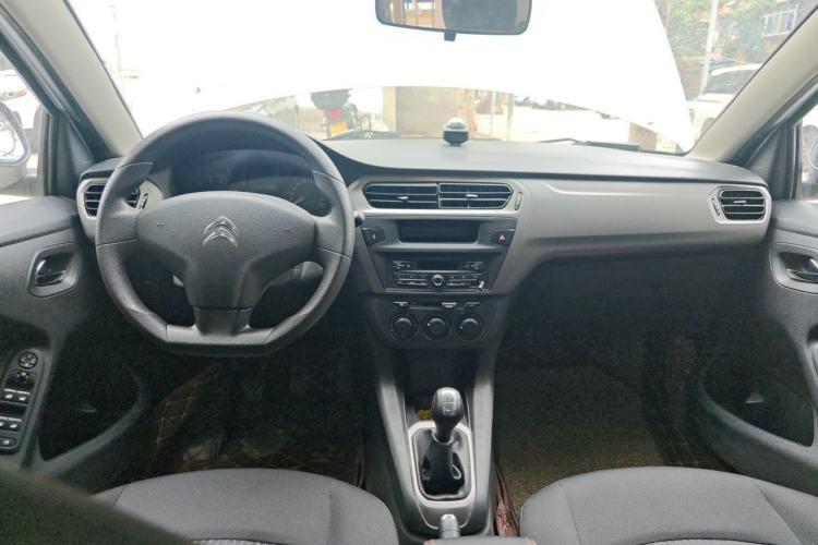 Used Citroen Elysee 2016 1.6L Manual Fashion Edition Center Console