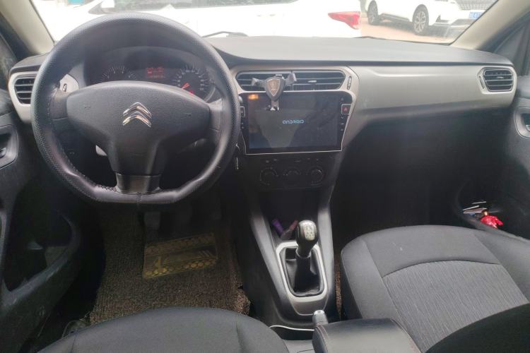 Used Citroen Elysee 2016 1.6L Manual Fashion Edition Center Console