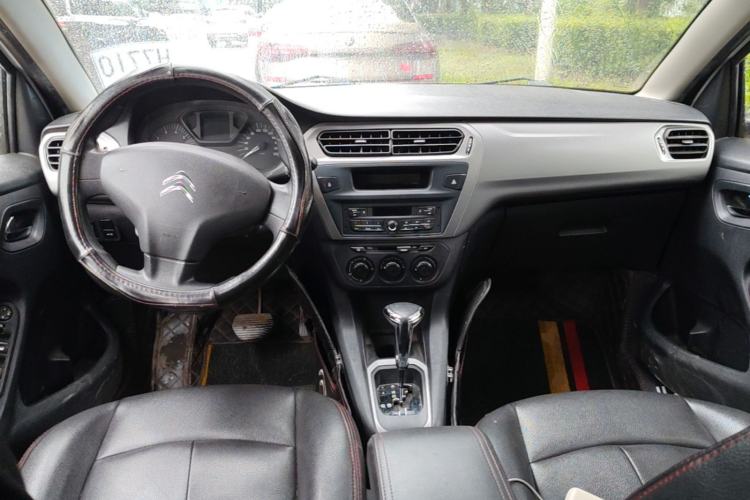Used Citroen Elysee 2016 1.6L Automatic Fashion Model Center Console